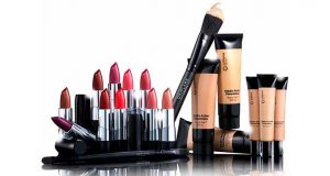 Ucuz ve Güzel Makyaj Malzemeleri ve Fiyatları Ucuz ve Güzel Makyaj Malzemeleri ve Fiyatları