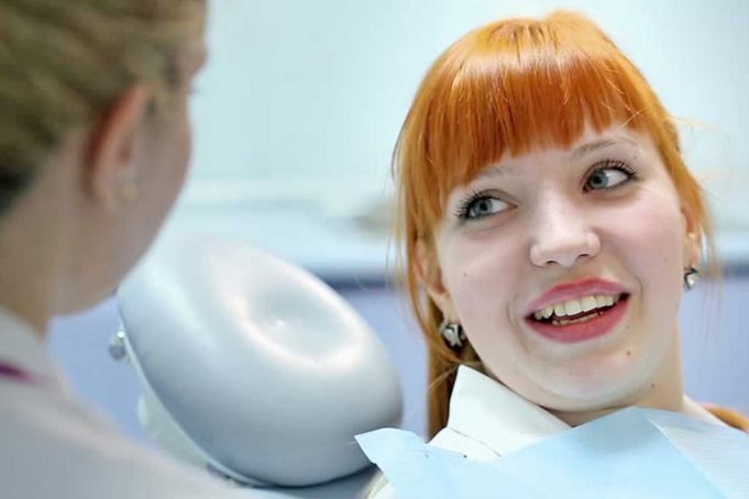 Diş ve Diş Eti Sağlığı İçin 5 Temel Vitamin Diş ve Diş Eti Sağlığı İçin 5 Temel Vitamin