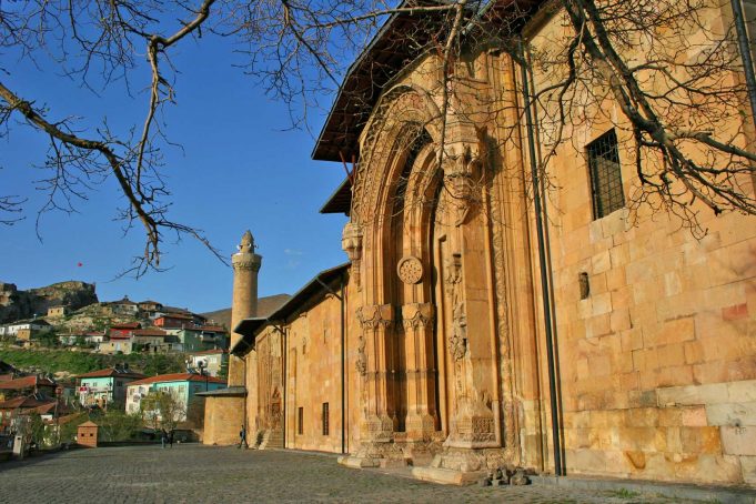 Divriği Ulu Cami Önemi Nedir? Divriği Ulu Cami