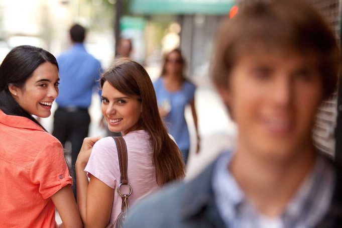 Kadınların Erkeklerde Dikkat Ettiği 10 Özellik Kadınların Erkeklerde Dikkat Ettiği Özellikler
