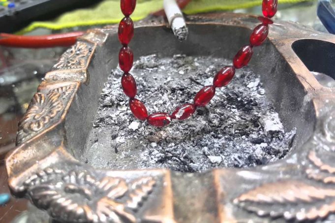 Kehribar Tesbih Yanar Mı? Kehribar Tesbih Yanar Mı