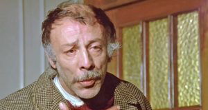 Münir Özkul Kimdir? Münir Özkul Kimdir