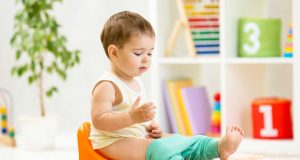 Çocuklarda Alt Islatmanın Nedenleri ve Tedavisi Çocuklarda Alt Islatmanın Nedenleri ve Tedavisi