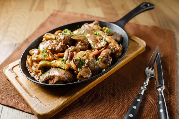 Zerdeçallı Böbrek Tava Yemeği Zerdeçallı Böbrek Tava Yemeği