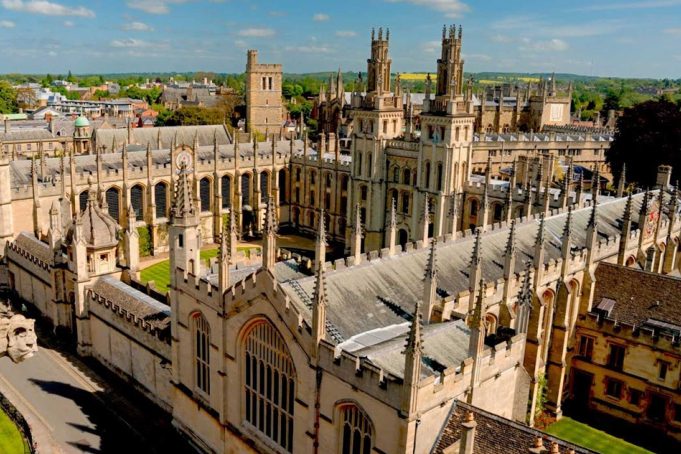 Dünyanın İlk Kurulan En Eski Üniversiteleri Dünyanın İlk Kurulan En Eski Üniversiteleri