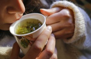 Geniz Akıntısına İyi Gelen Adaçayı Kürü Geniz Akıntısına İyi Gelen Adaçayı Kürü