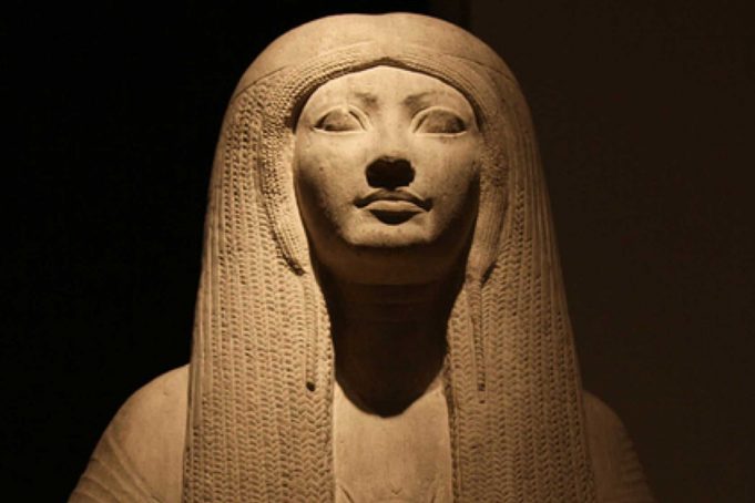 İlk Kadın Yazar Kimdir? İlk Kadın Yazar Kimdir