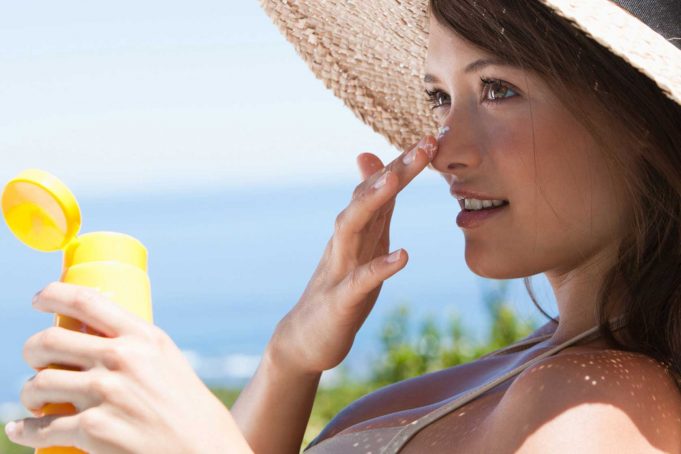 Yazın Cilt Bakımı Nasıl Olmalı Yazın Cilt Bakımı Nasıl Olmalı