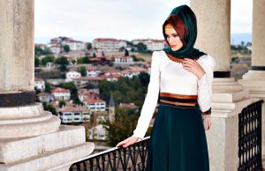 En Moda Tesettür Giyim Abiye Renkleri En Moda Tesettür Giyim Abiye Renkleri