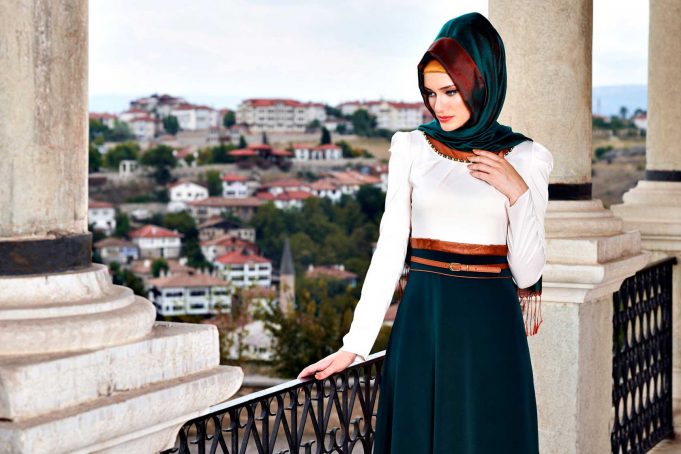 En Moda Tesettür Giyim Abiye Renkleri En Moda Tesettür Giyim Abiye Renkleri