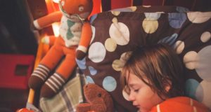 Bebeklerde Gece Uykusu Terörü Bebeklerde Gece Uykusu Terörü