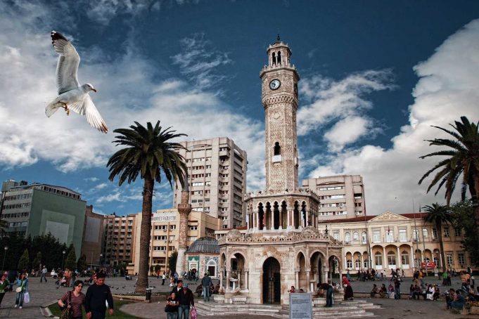 İzmir’de Görülmesi Gereken Yerler İzmir'de Görülmesi Gereken Yerler