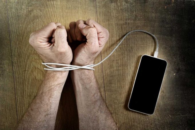 Sosyal Medya Bağımlılığı Sosyal Medya Bağımlılığı